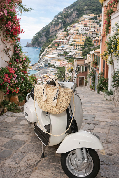 Borsa in raffia in stile...